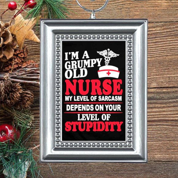 Gift For Nurse RN Christmas Tree Ornament‎ - Picture 1 of 3